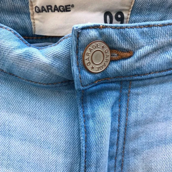 Garage Distressed Super Skinny Jeans - Picture 3 of 6